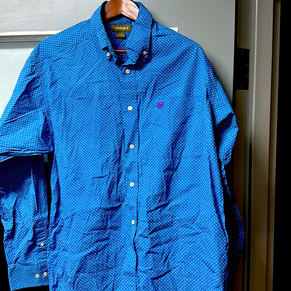 Long sleeve button up Ariat shirt.